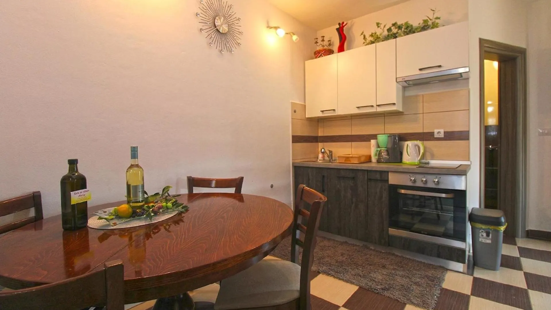 Ferienhaus Fuer 4 Personen Ca 50 Qm In Liznjan, Istrien Suedkueste Von Istrien 0*, Liznjan Croatia